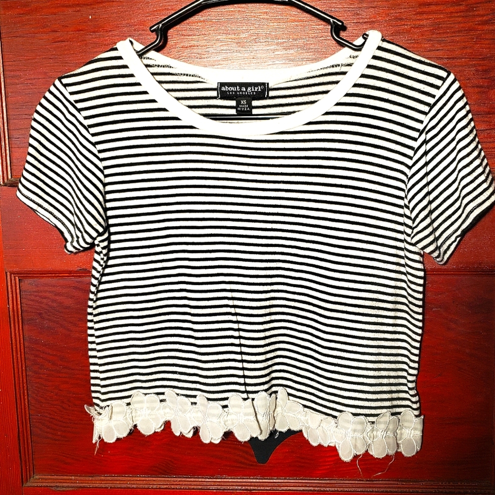 Black & White Floral Crop Top XS